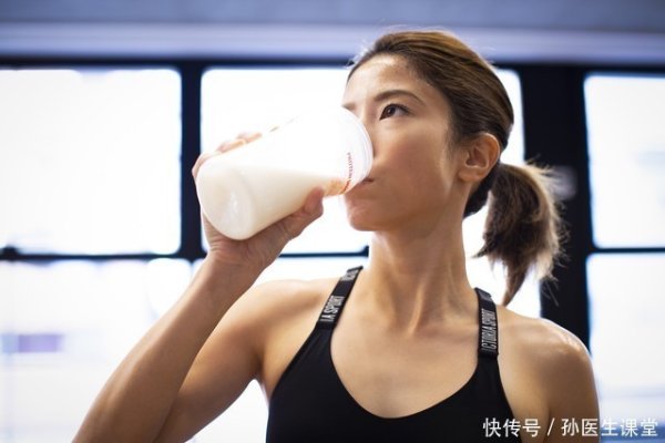 配资导航 长期喝咖啡的人，最后得到什么？坦言：长期喝咖啡，4个影响最大